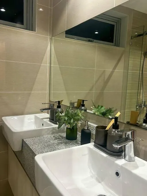 Luxurious 3Br In Bgc With Skyline View Apartment Manila 0*,  Philippines