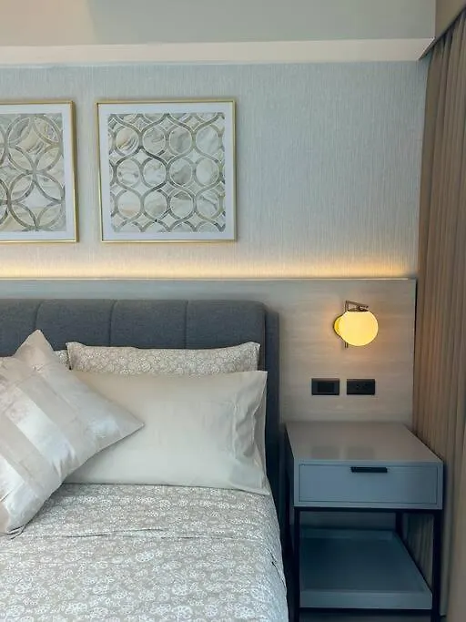 Luxurious 3Br In Bgc With Skyline View Apartment Manila 0*,  Philippines