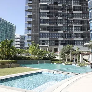Apartment Uptown Parksuites Tower Two - Bgc Taguig,, Manila